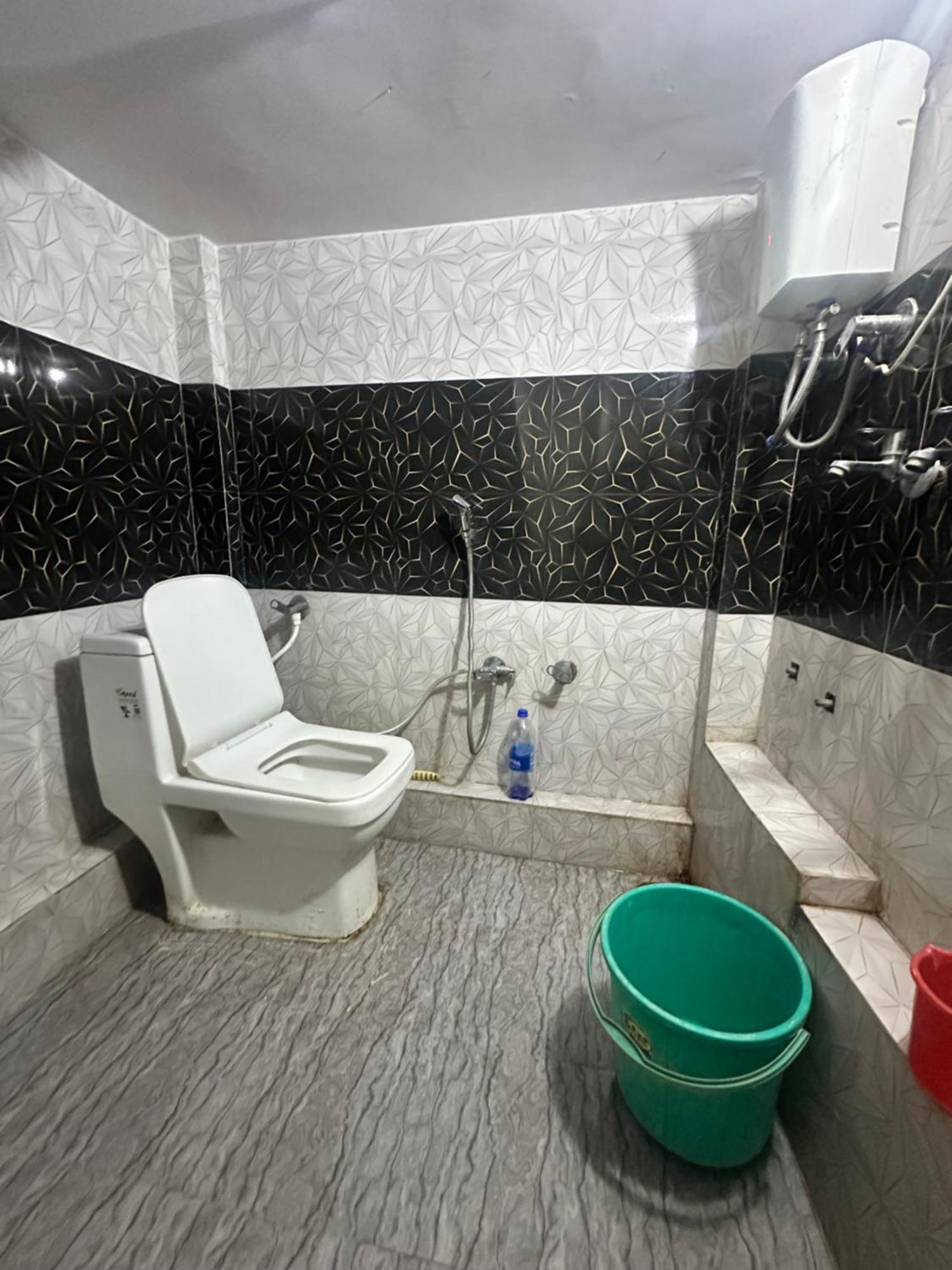 Ayodhya Khatu Shyam Guest House מראה חיצוני תמונה