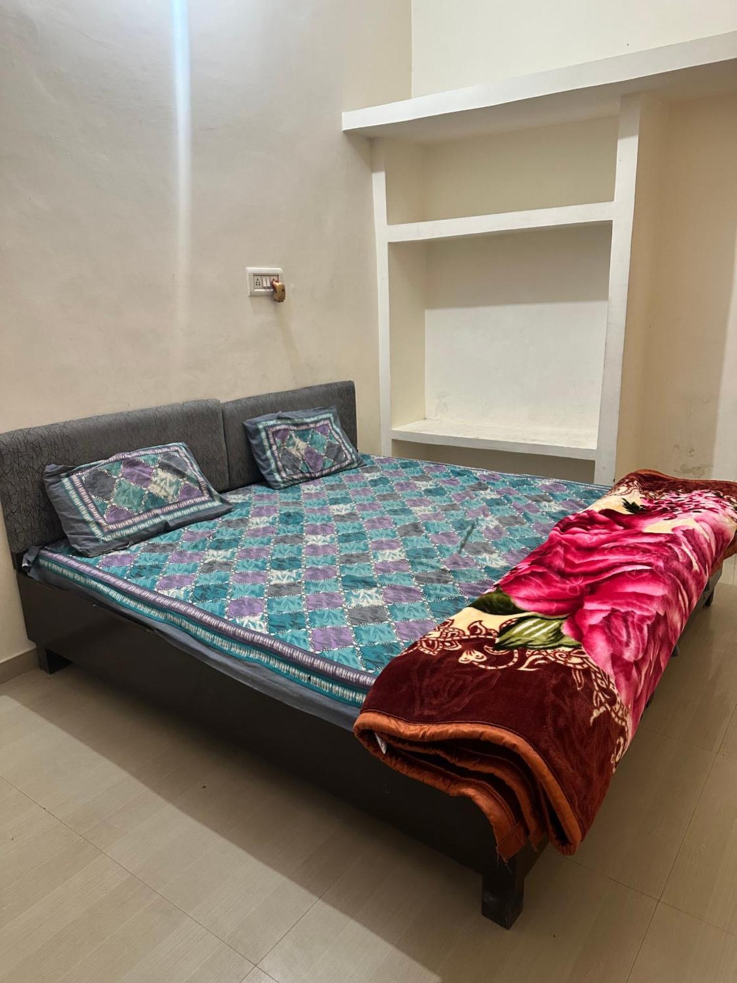 Ayodhya Khatu Shyam Guest House מראה חיצוני תמונה