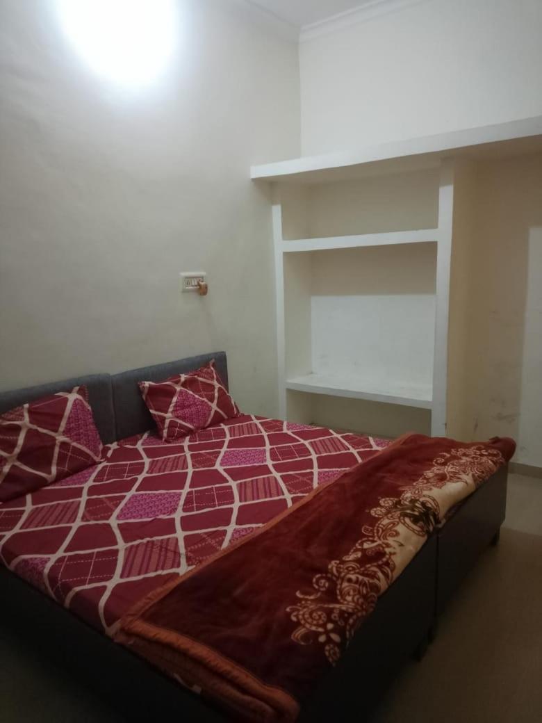 Ayodhya Khatu Shyam Guest House מראה חיצוני תמונה