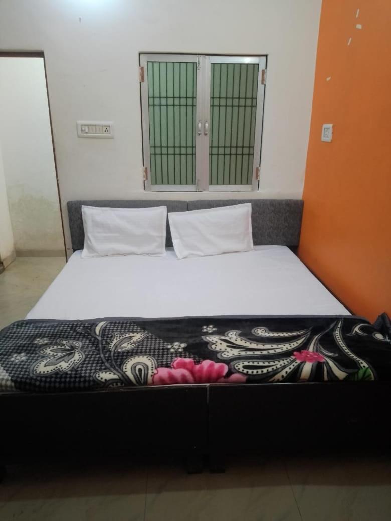 Ayodhya Khatu Shyam Guest House מראה חיצוני תמונה